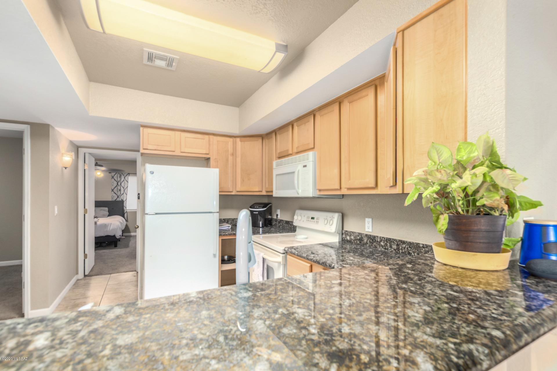 Country Club View Condos. - Residential