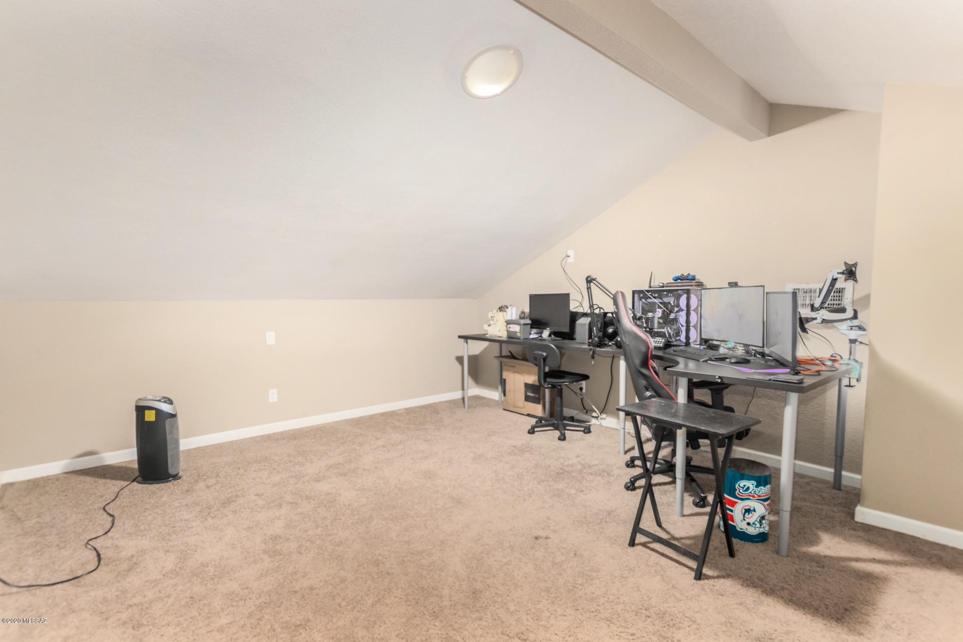 Country Club View Condos. - Residential