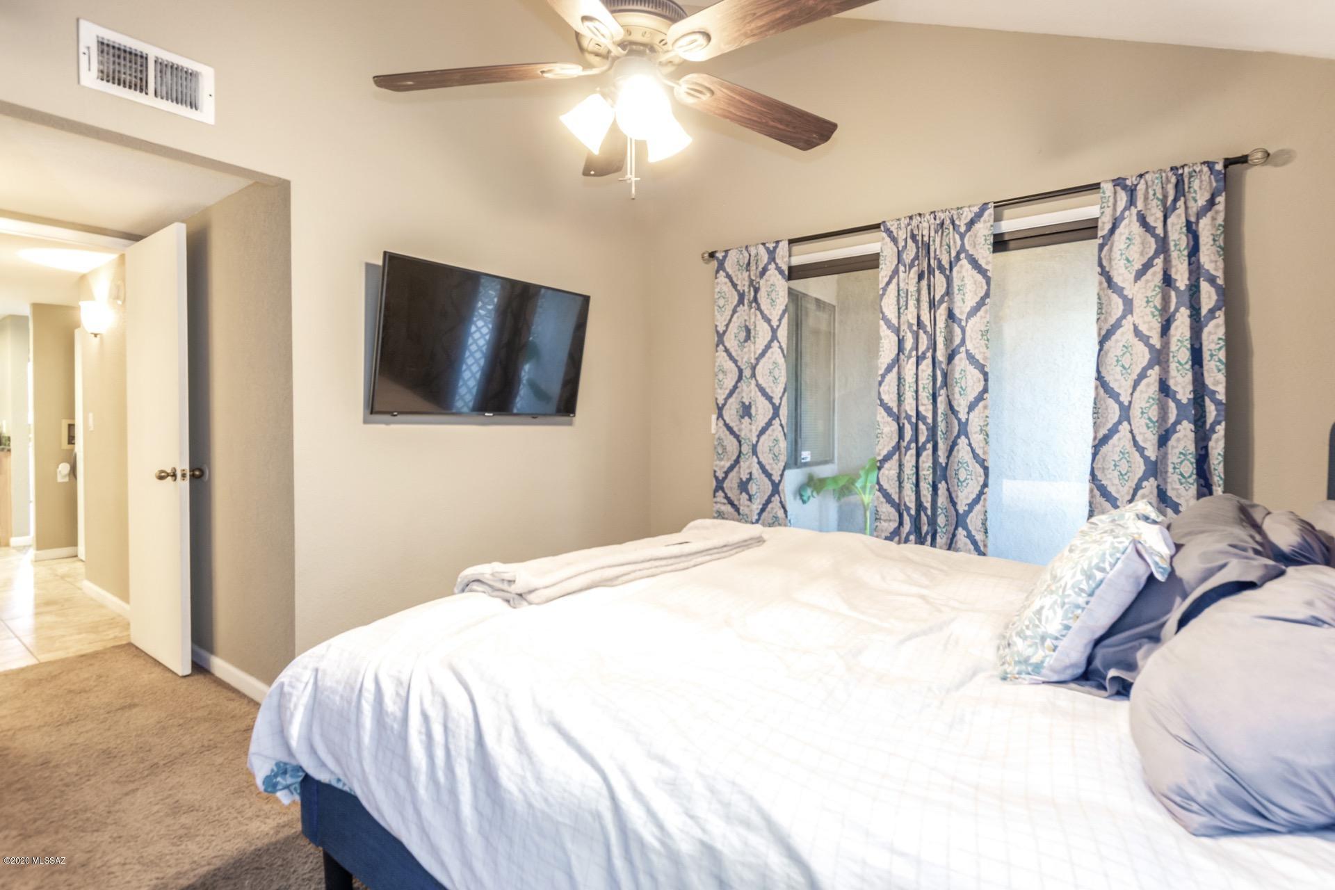 Country Club View Condos. - Residential