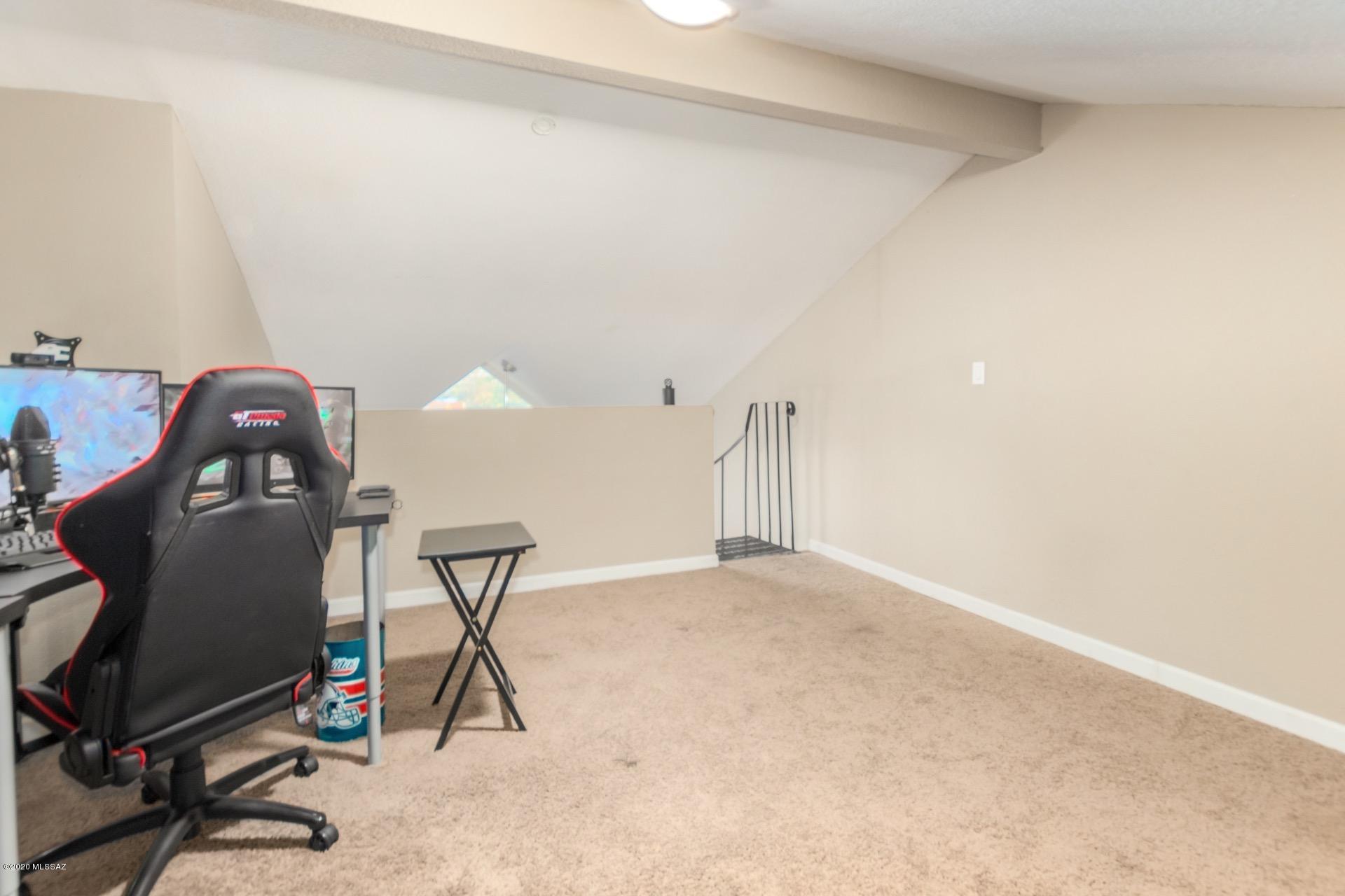 Country Club View Condos. - Residential