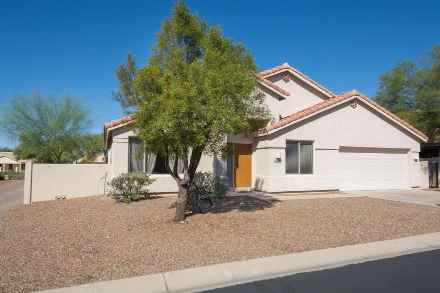 Great location & priced to sell in desirable Canada Hills. Brand new kitchen appliances,freshly painted w/neutral colors, split bedroom plan, high ceilings, newer carpet, plus a cozy fireplace all add to the comfort and ease of this great home. The large den has French doors & nice light. The backyard is private with no one directly behind you,it's fully enclosed and has a covered patio the whole length of the house that overlooks a  golf course area. New kitchen faucet.  Newer Anderson door/screen leading to the outside patio. New AC in 2013, new water heater in 2012.  The Oro Valley Community Center, the Oro Valley library,shopping & dinning are just minutes away. Golfers can join the El Conquistador golf club. Just cleaned, ready for the new buyer. Buy with confidence!