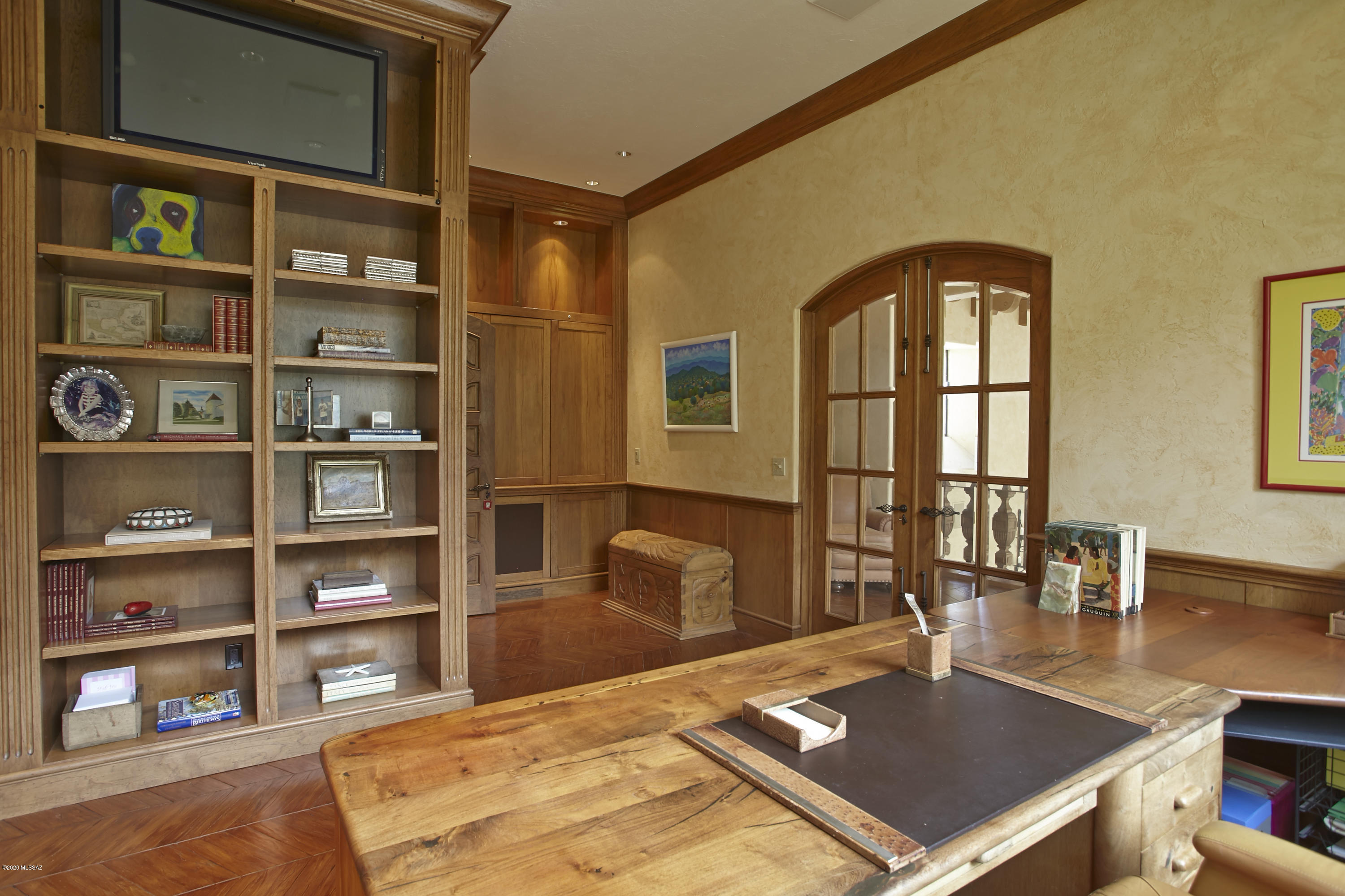 Finisterra (1-210) - Residential