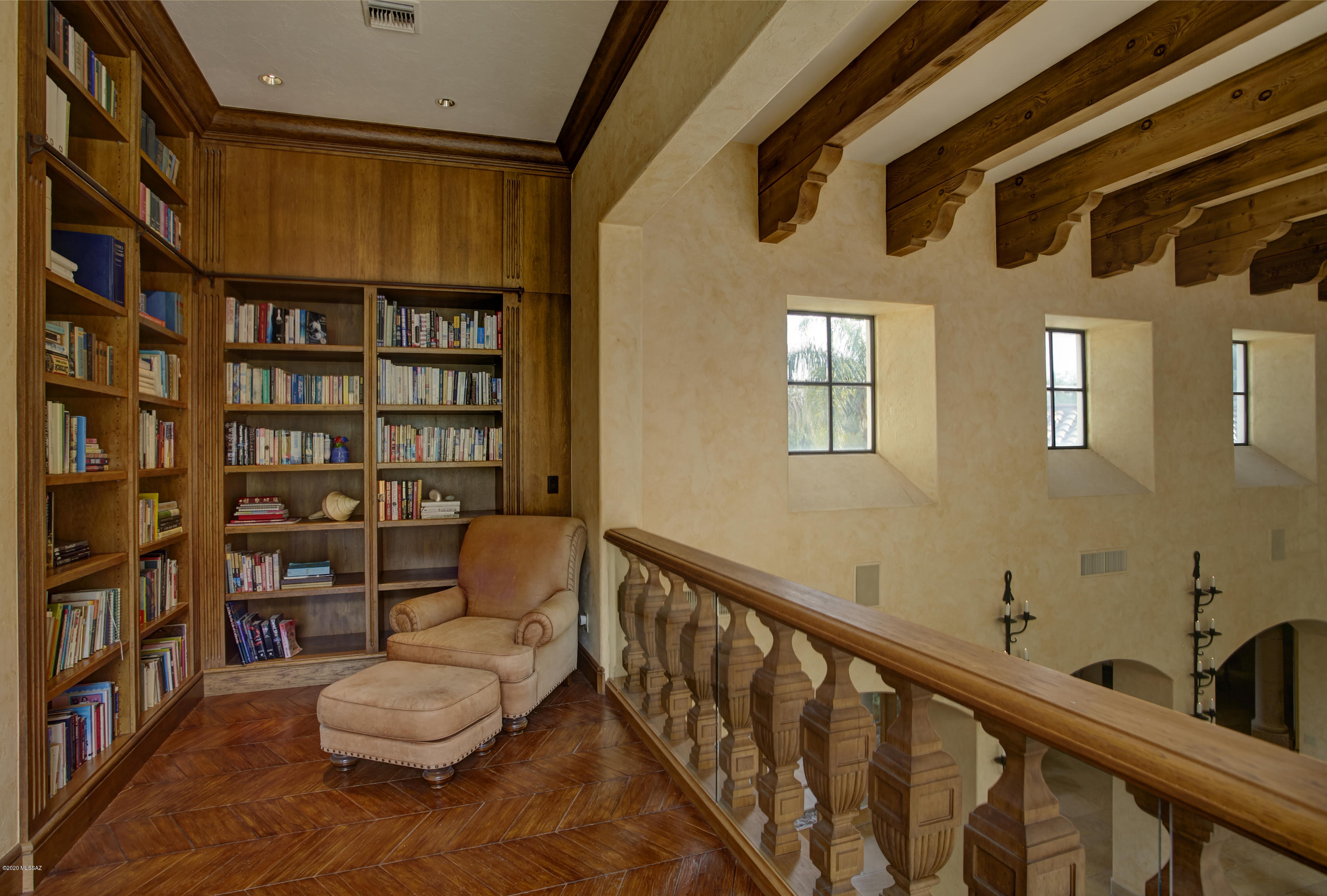 Finisterra (1-210) - Residential