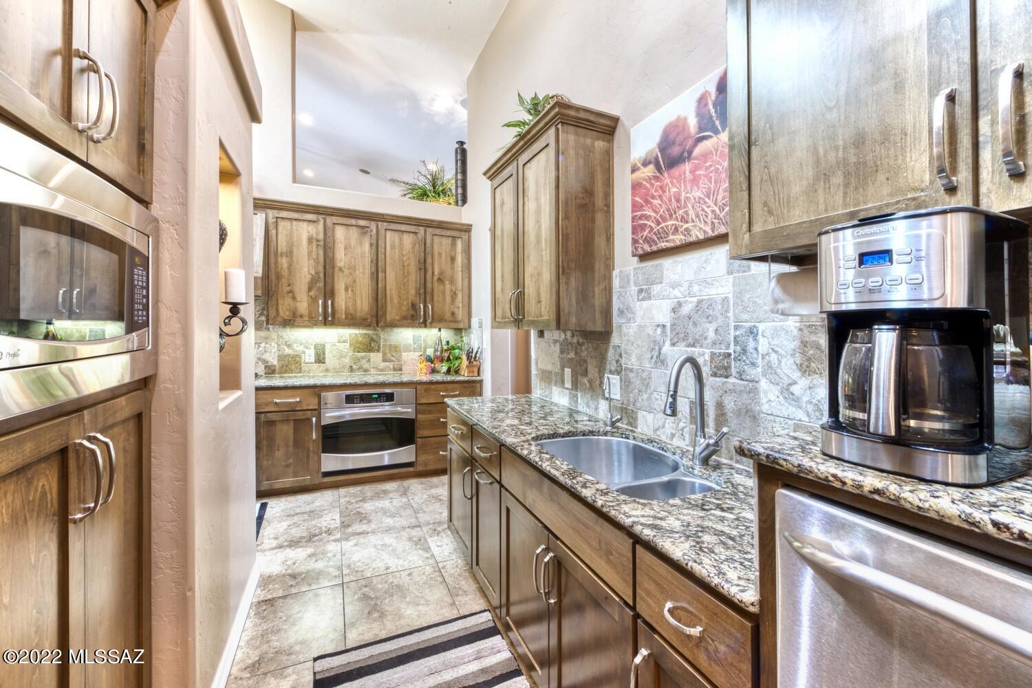 Canyon De Flores Ph 01A - Residential