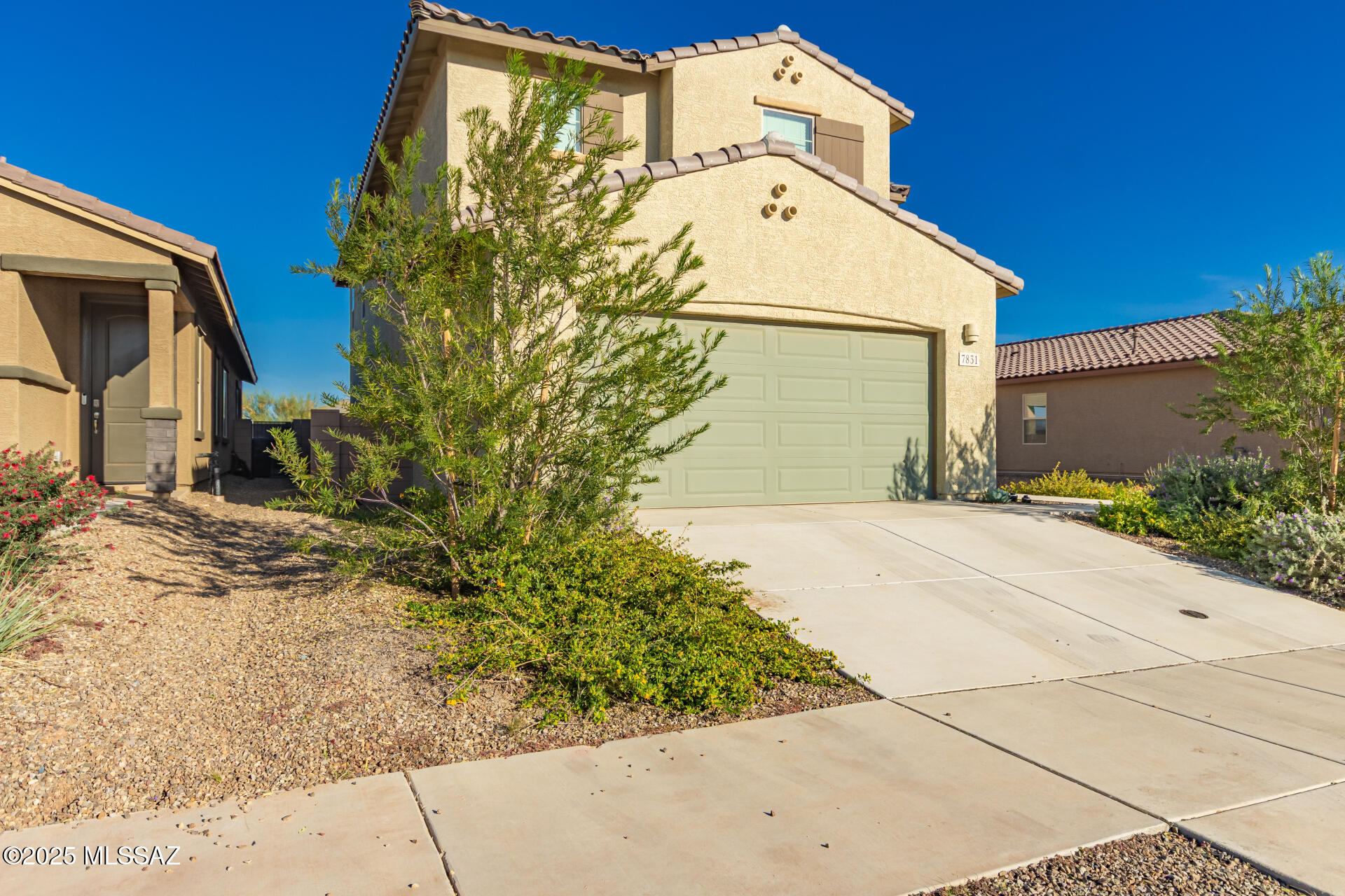 7831 S Walnutview Drive