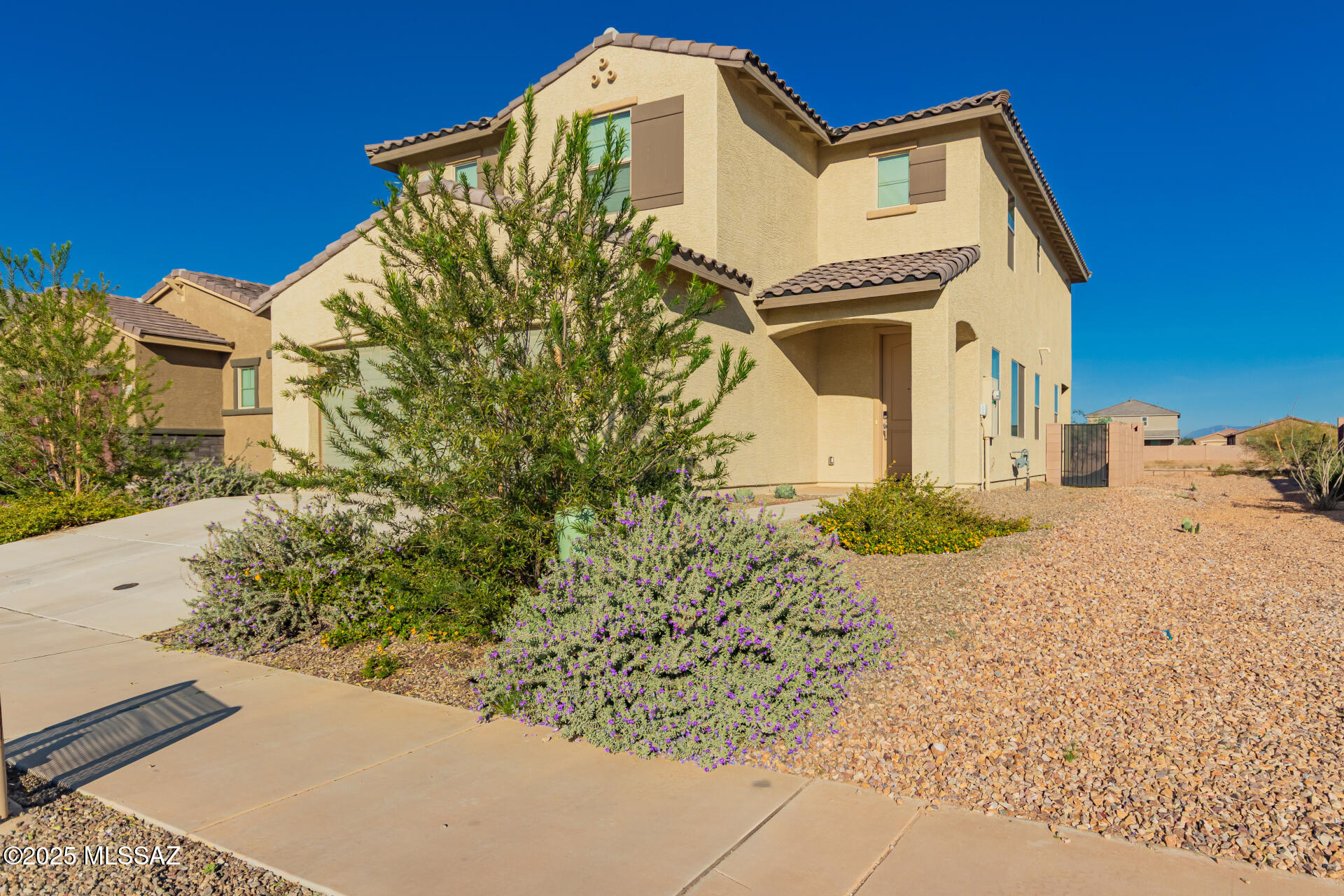 7831 S Walnutview Drive