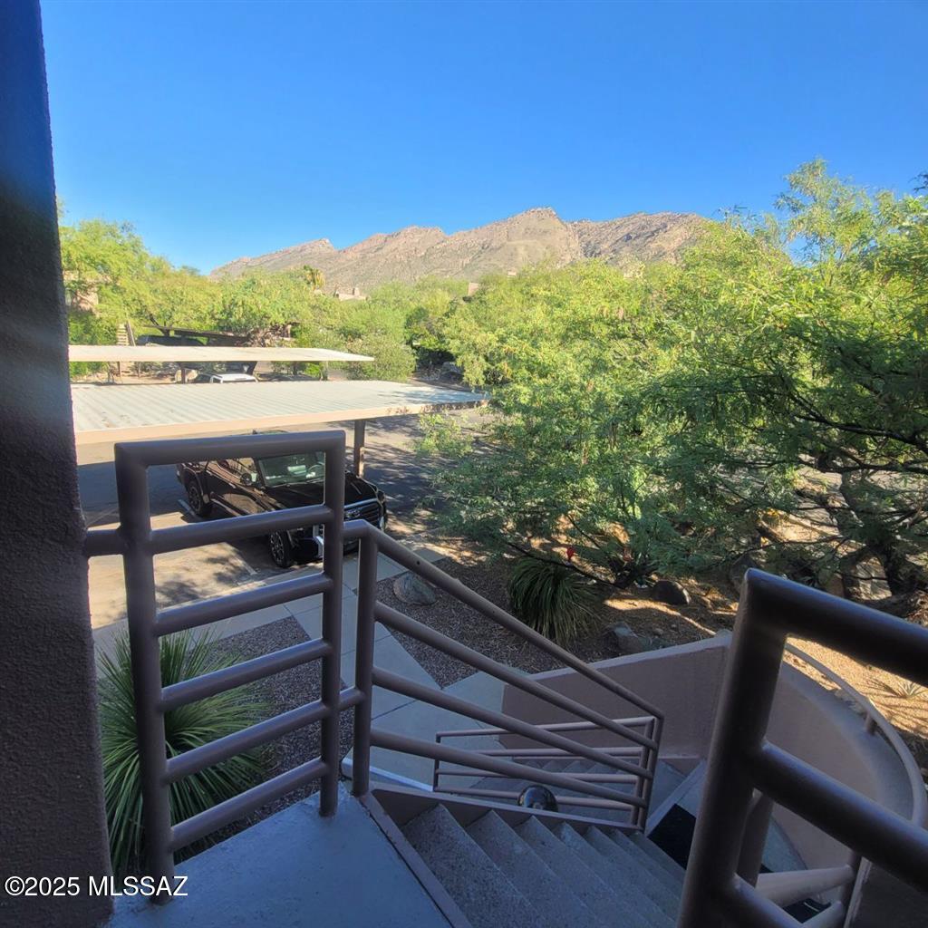 6655 N Canyon Crest Drive 1202