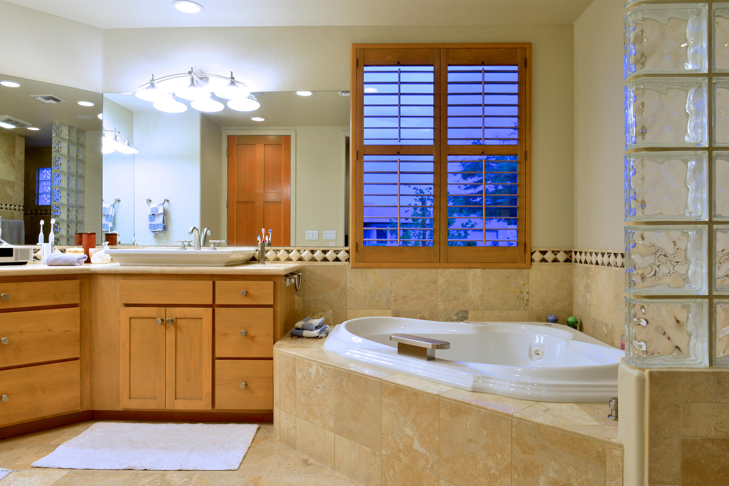 Sabino Mountain (1-290) - Residential