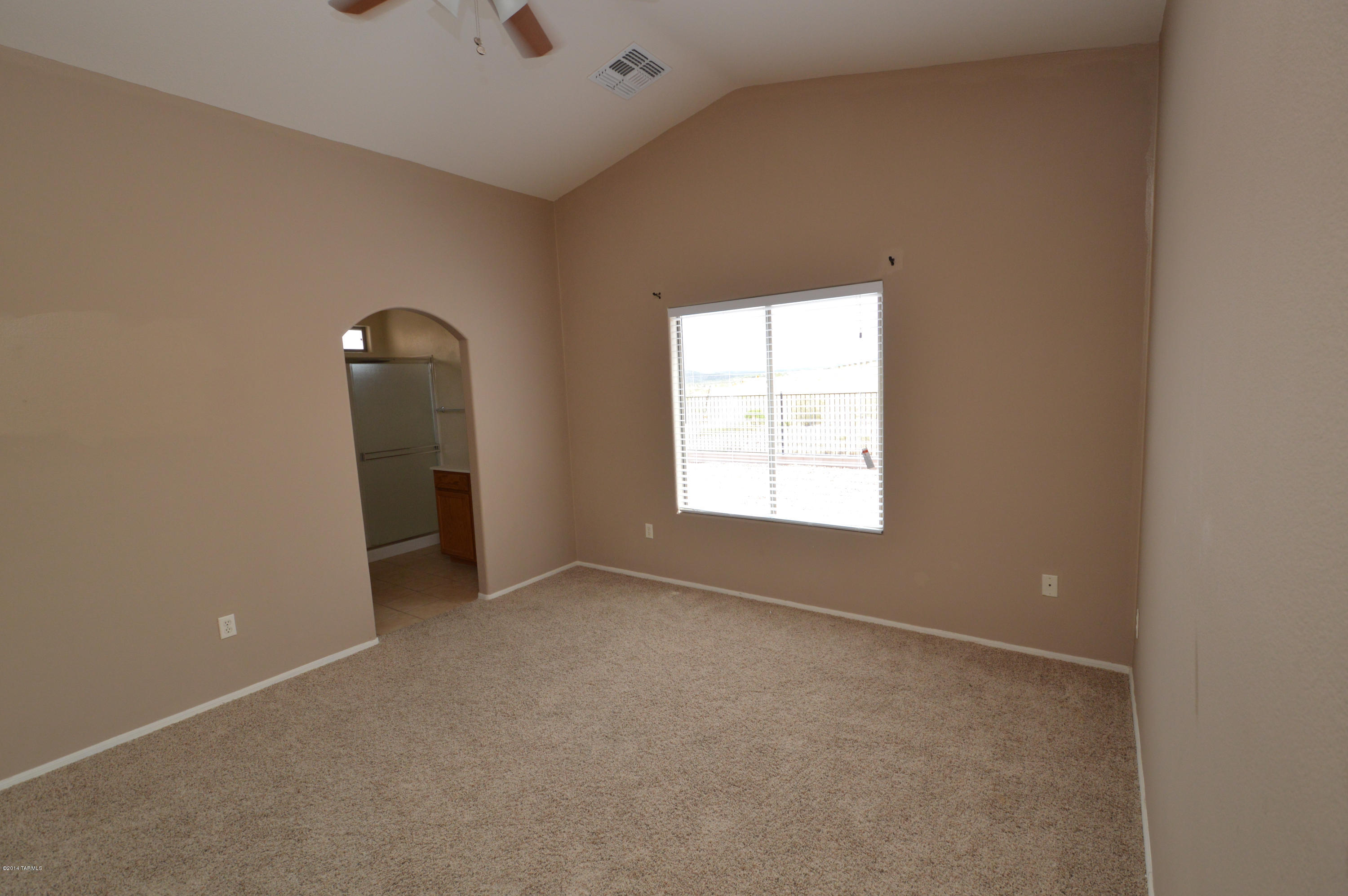 Rancho Del Lago (608-1030) - Residential Lease