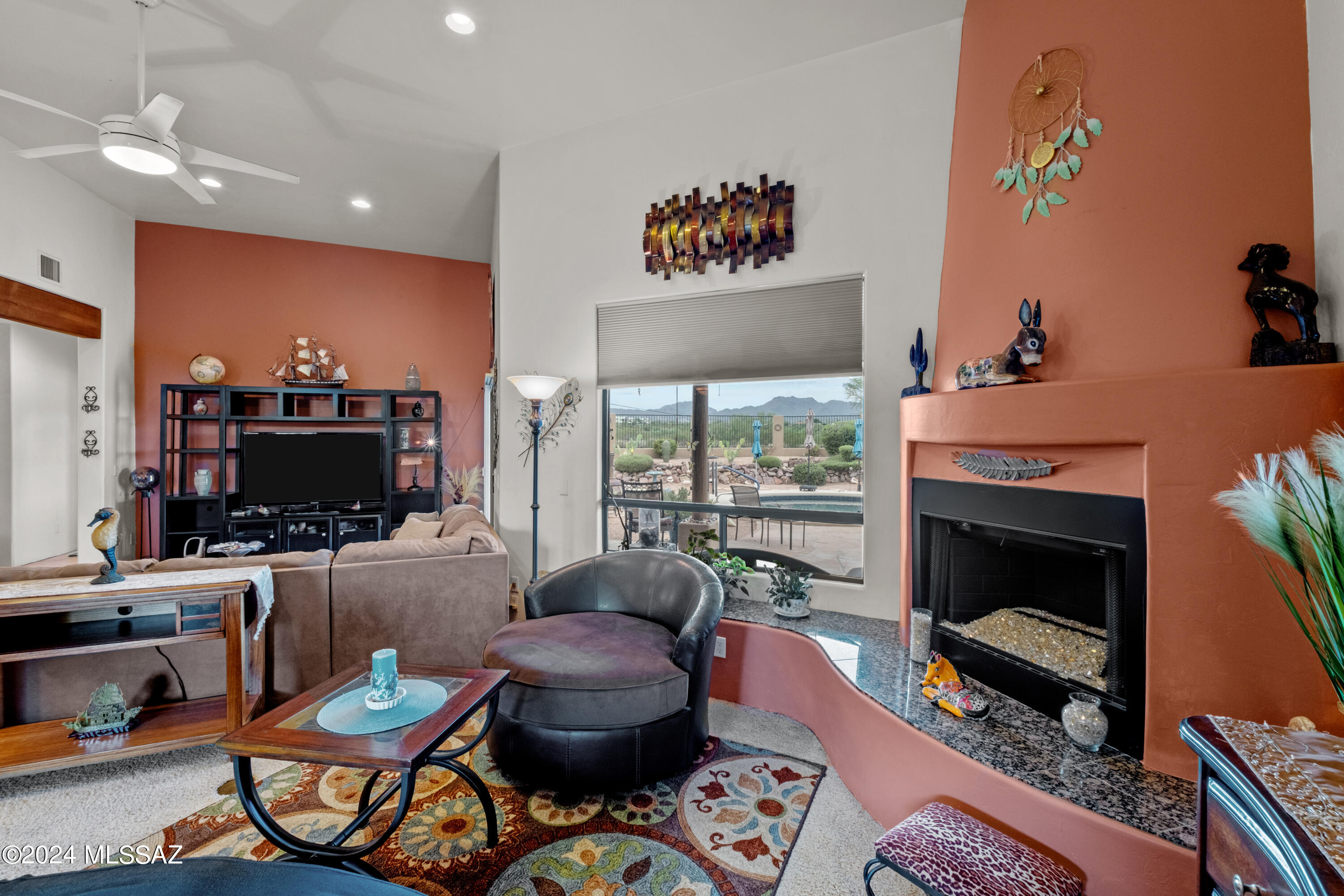 Sombras Del Cerro (1-12) - Residential