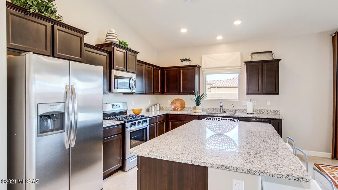 The Village at Barnett - Residential