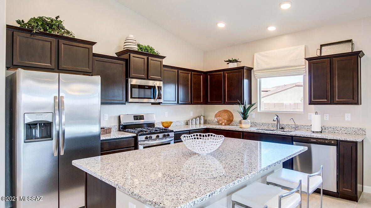 The Village at Barnett - Residential