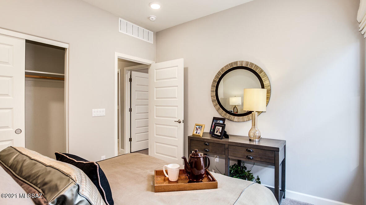 The Village at Barnett - Residential