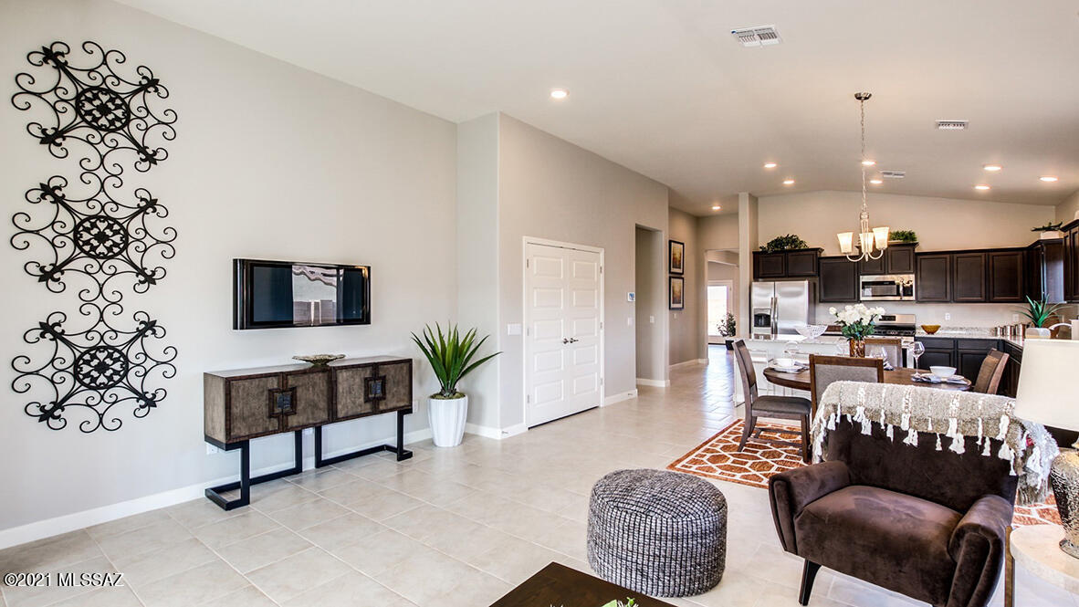 The Village at Barnett - Residential