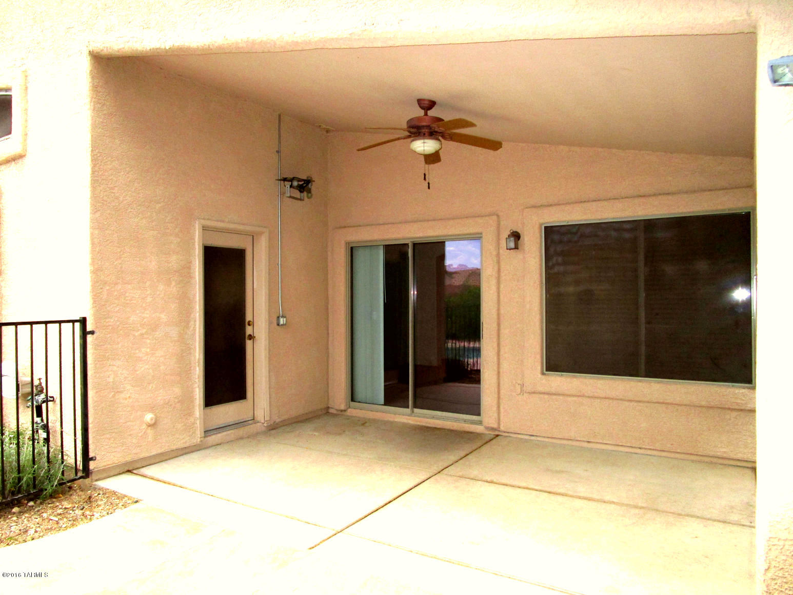 Rancho Del Lago (608-1030) - Residential Lease