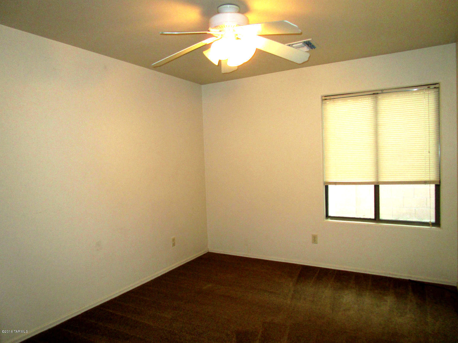 Rancho Del Lago (608-1030) - Residential Lease