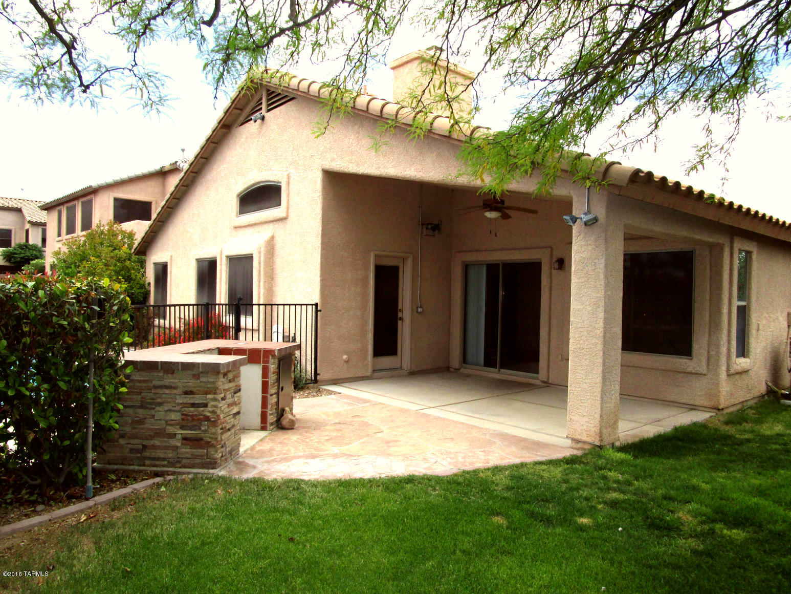 Rancho Del Lago (608-1030) - Residential Lease