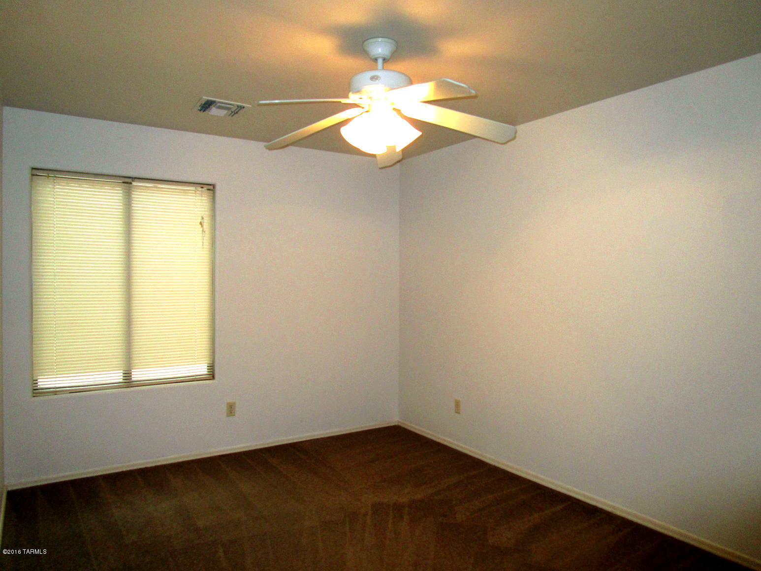 Rancho Del Lago (608-1030) - Residential Lease