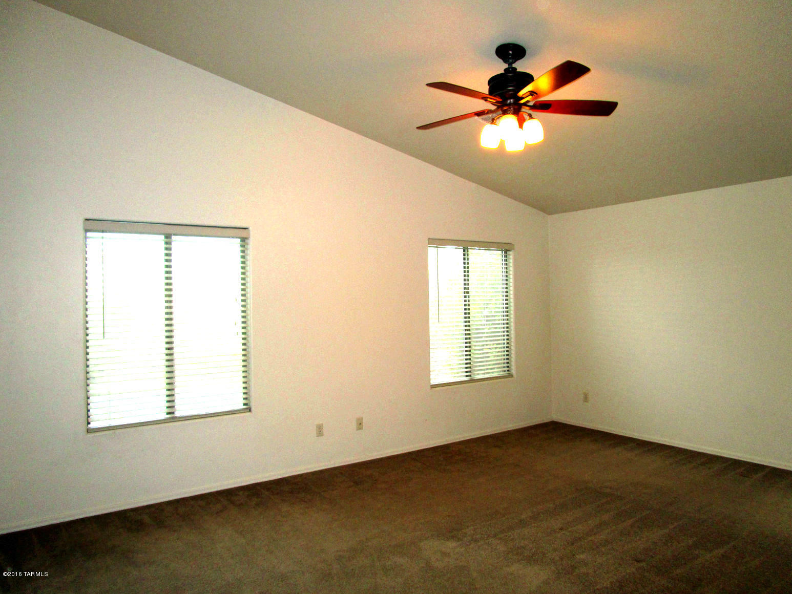 Rancho Del Lago (608-1030) - Residential Lease