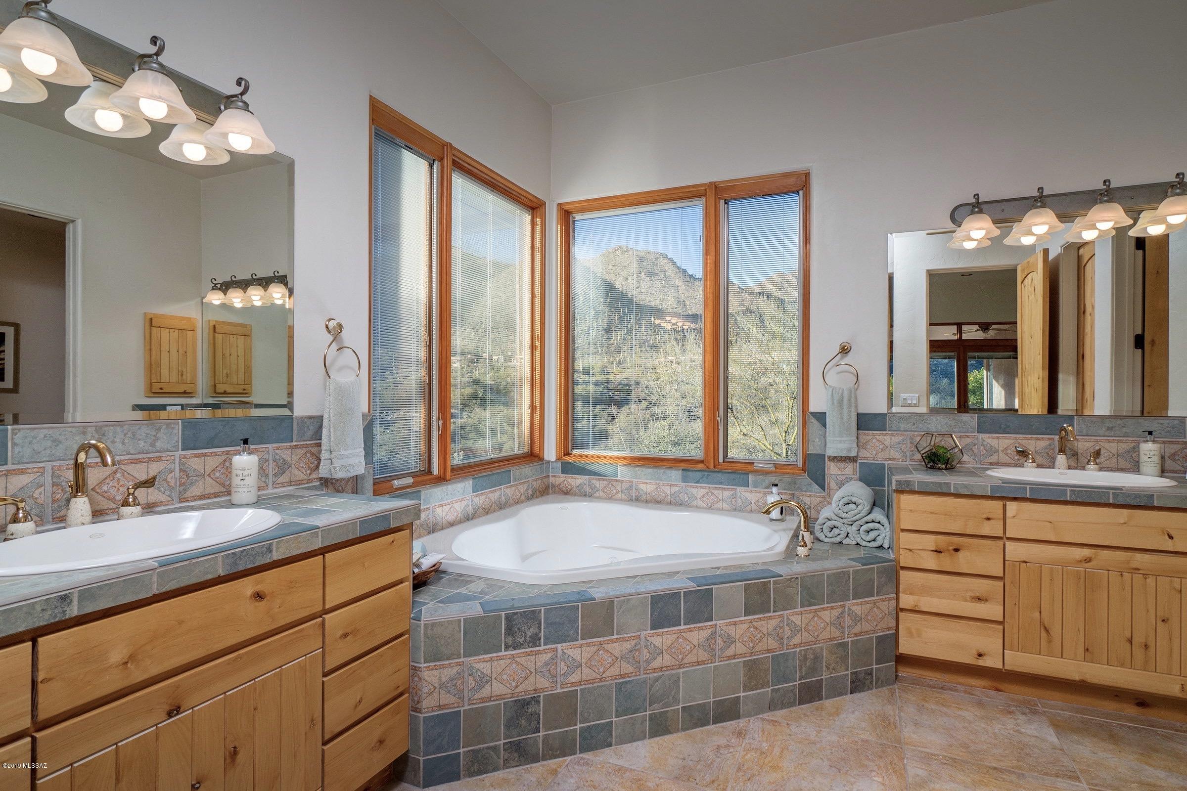 Canyon Pass At Dove Mountain(1-48) - Residential