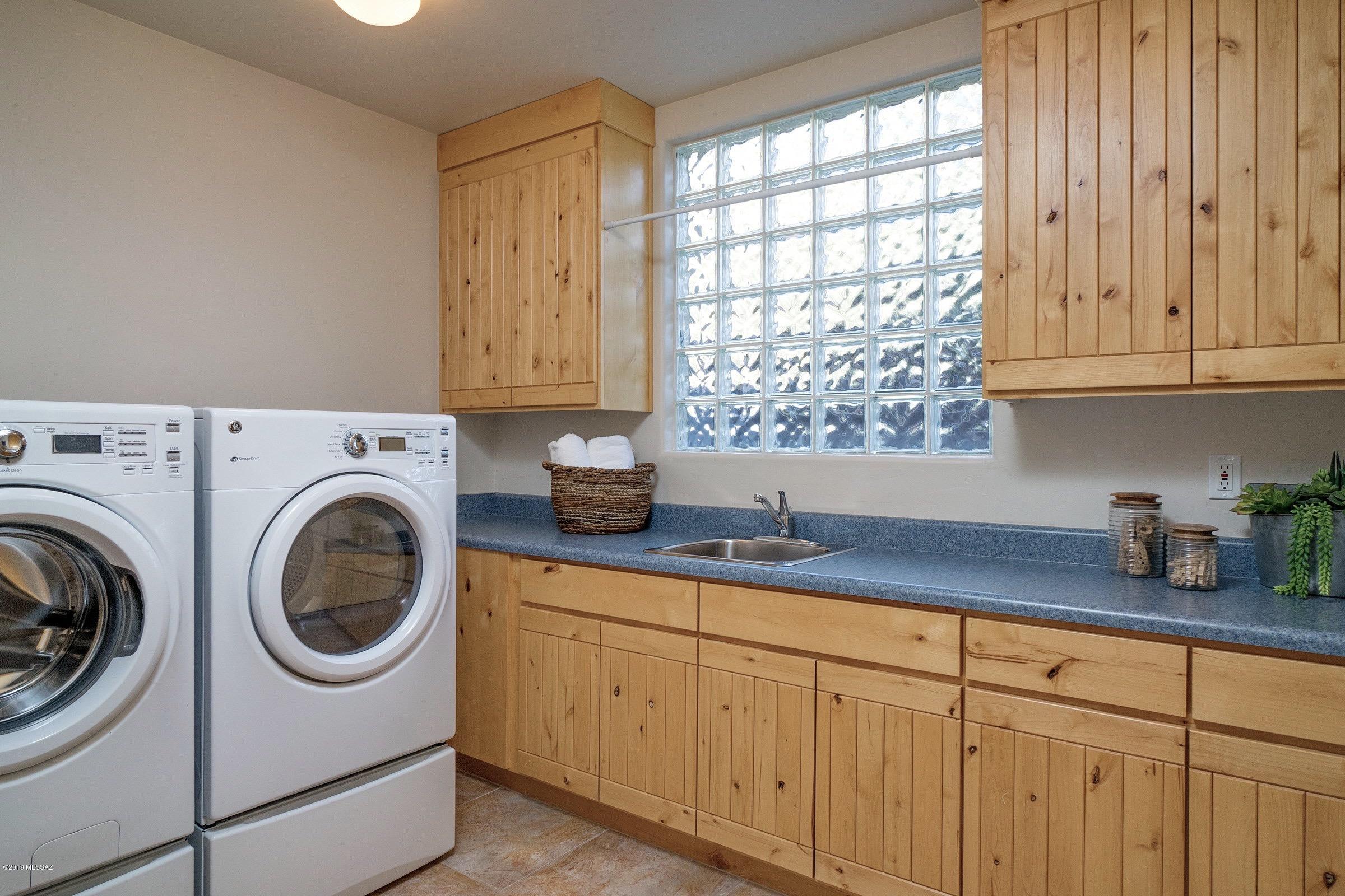 Canyon Pass At Dove Mountain(1-48) - Residential