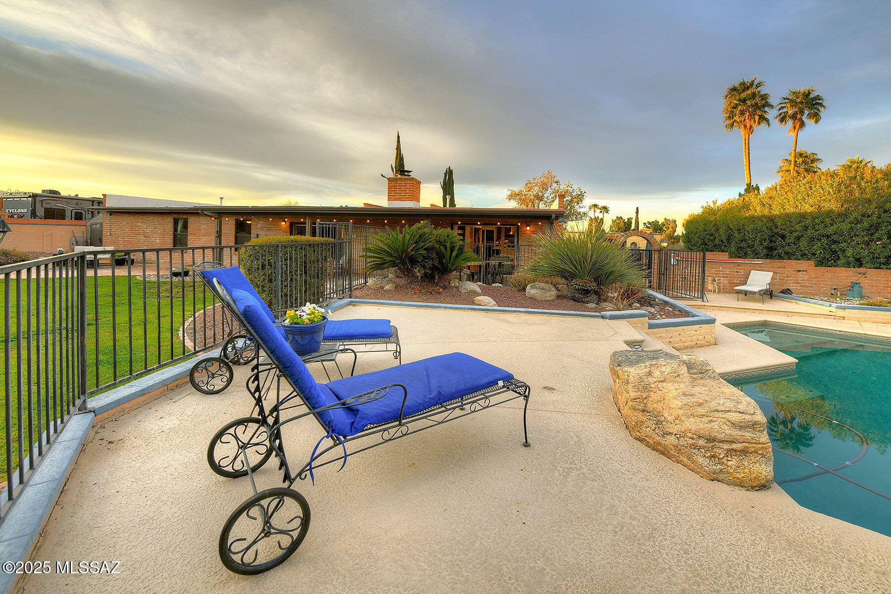 Sabino Vista Knolls (61-135) - Residential