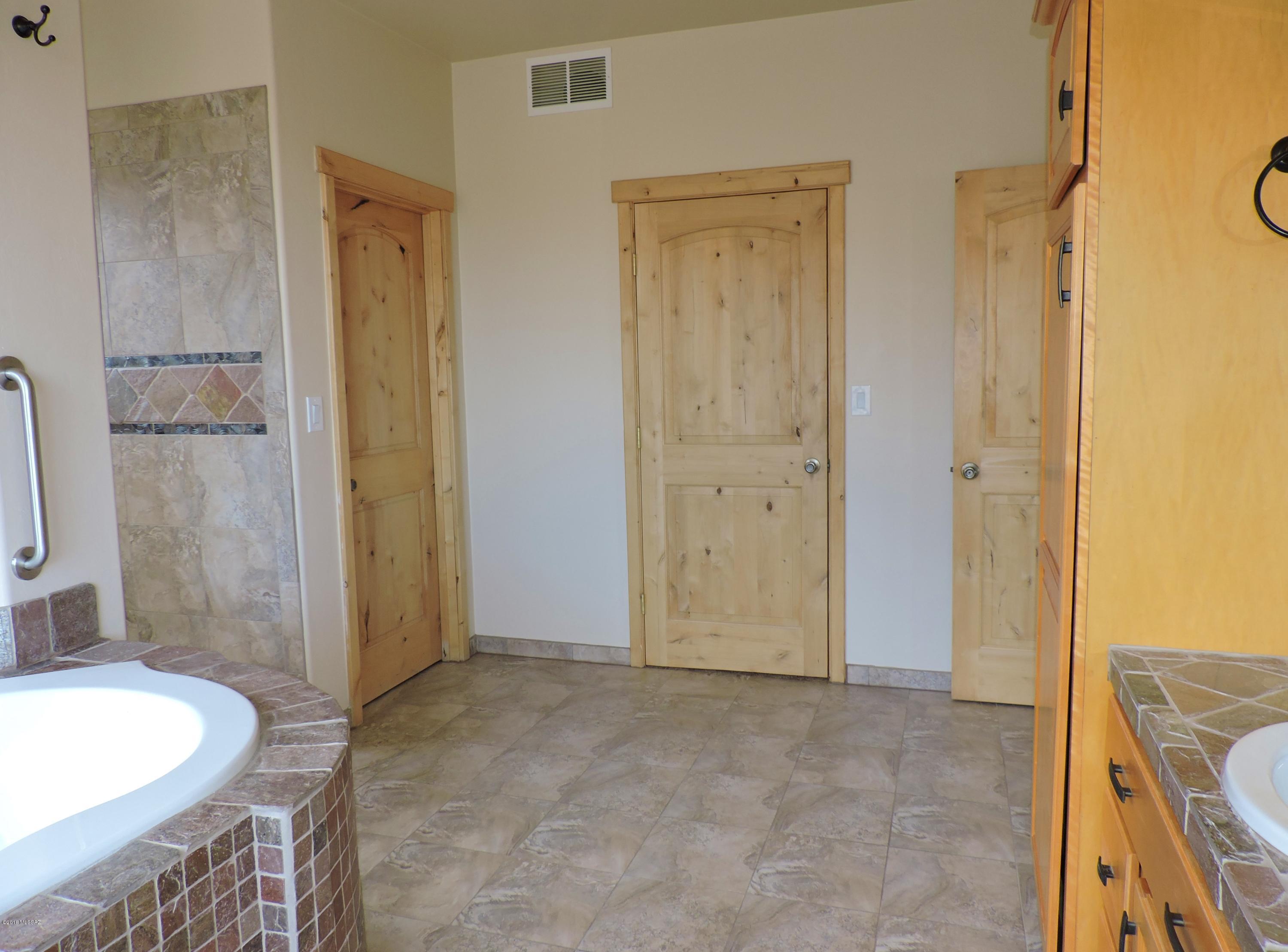 Rio Rico Ranchettes 17 - Residential