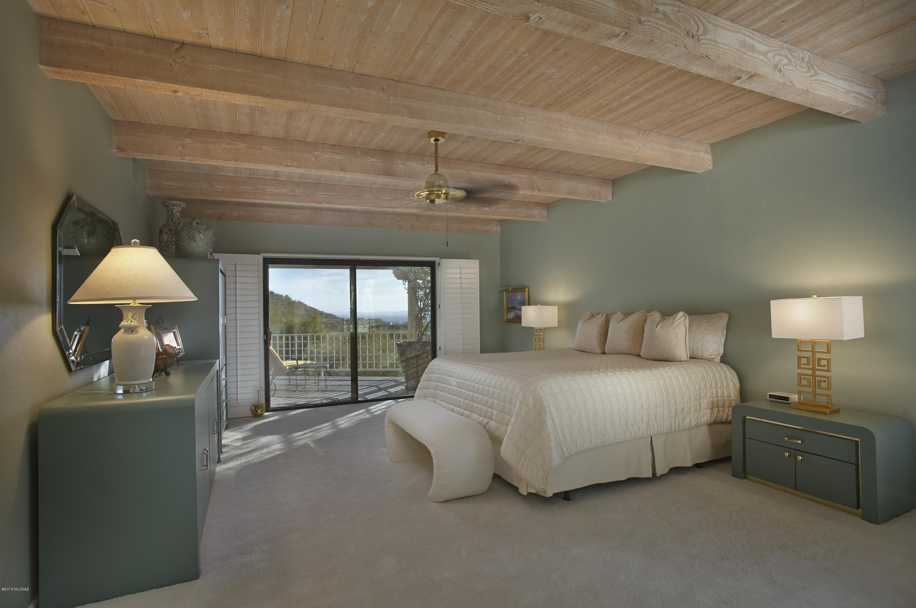Finisterra (1-210) - Residential