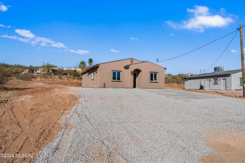 A home in Rio Rico