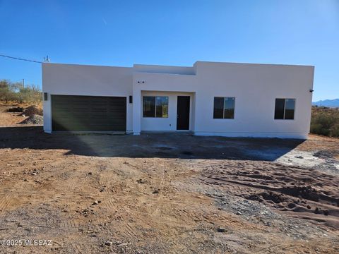 A home in Rio Rico