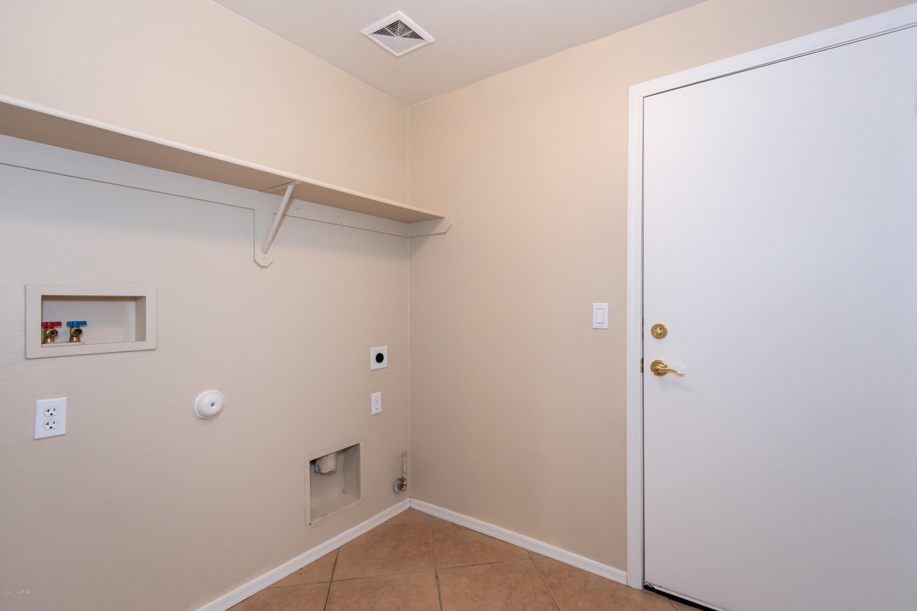Rancho Del Lago (101-206) - Residential