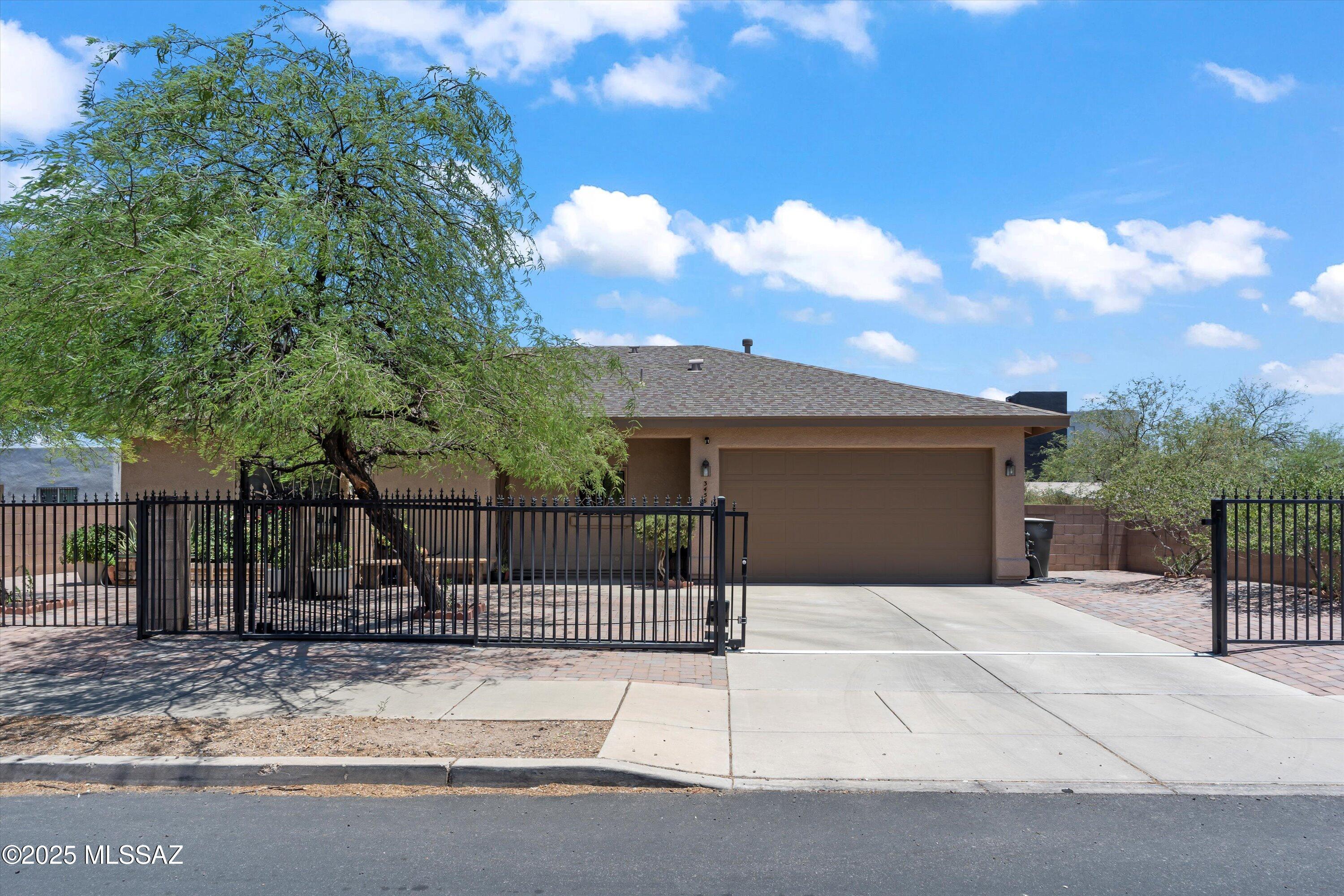 3456 N Fontana Avenue