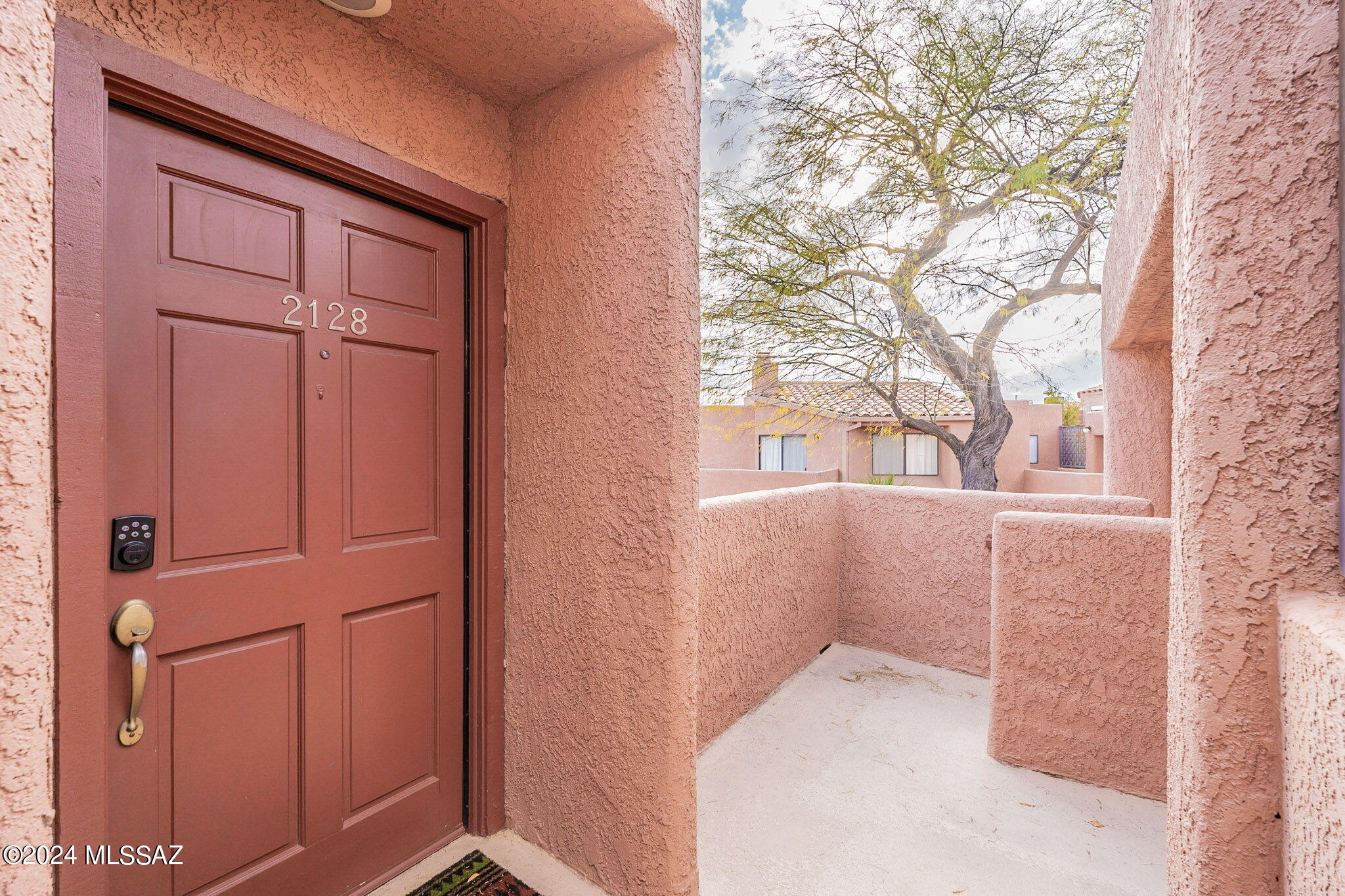 Ventana Vista Condominiums - Residential