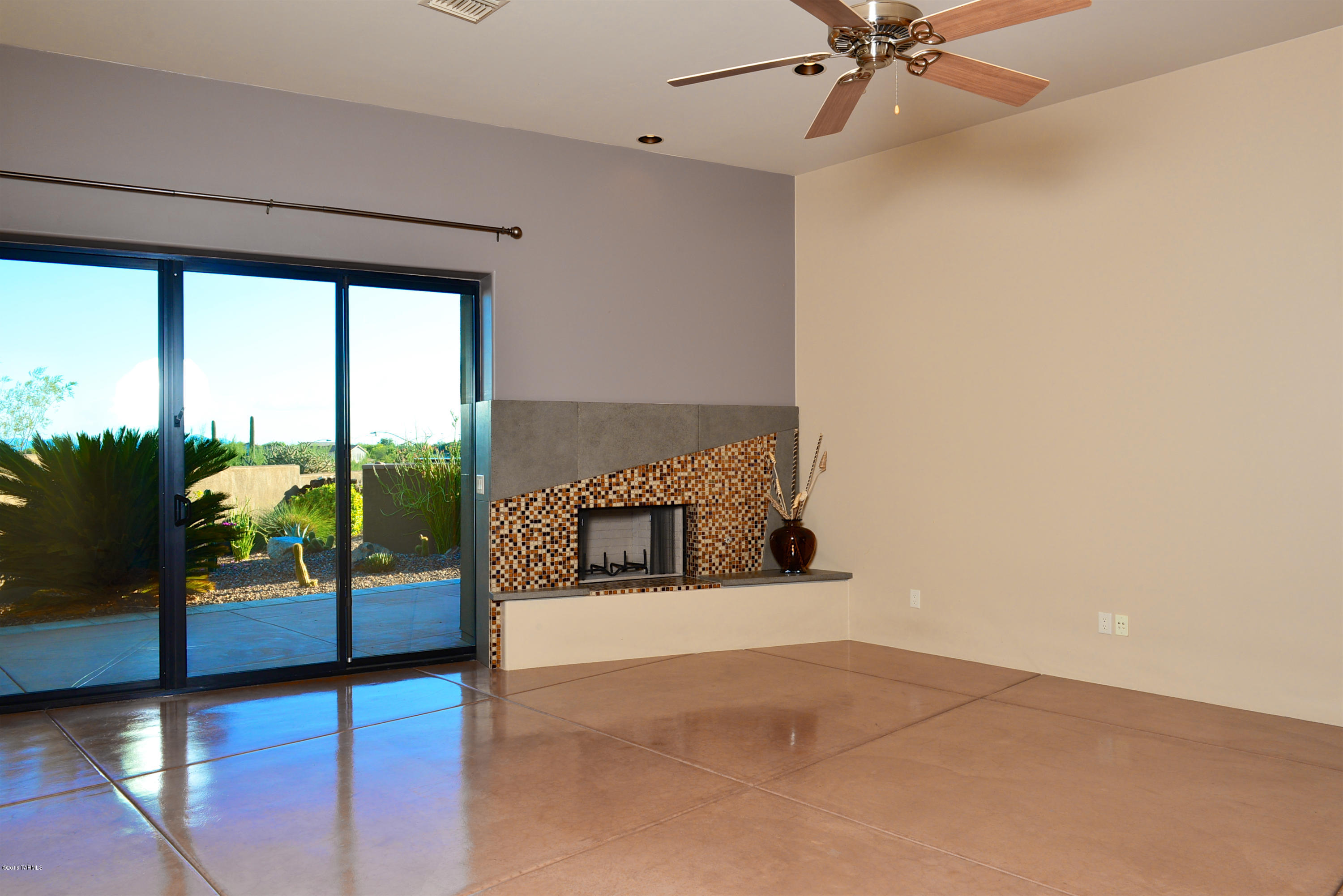 Honey Bee Canyon Estates - Residential