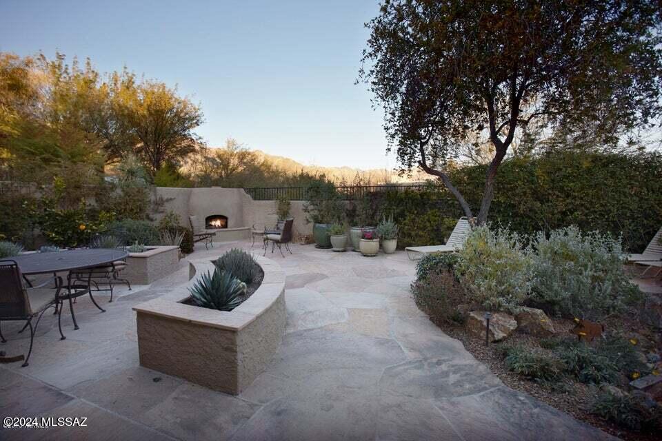 Ventana Canyon Golf Villas - Residential