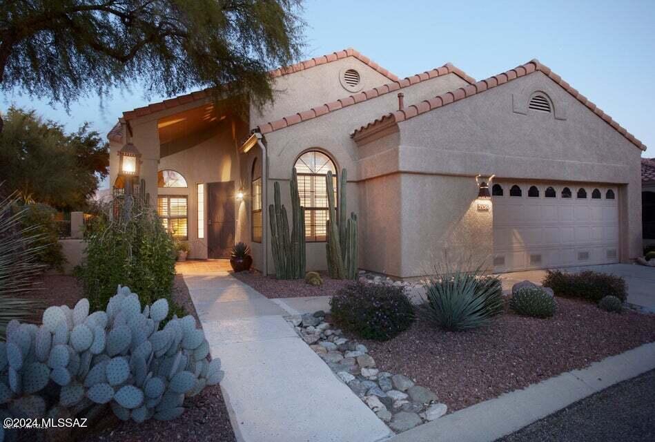 Ventana Canyon Golf Villas - Residential