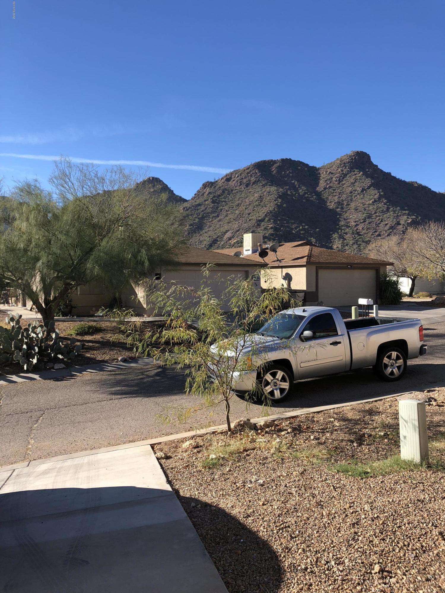Mountain Manor View - Residential
