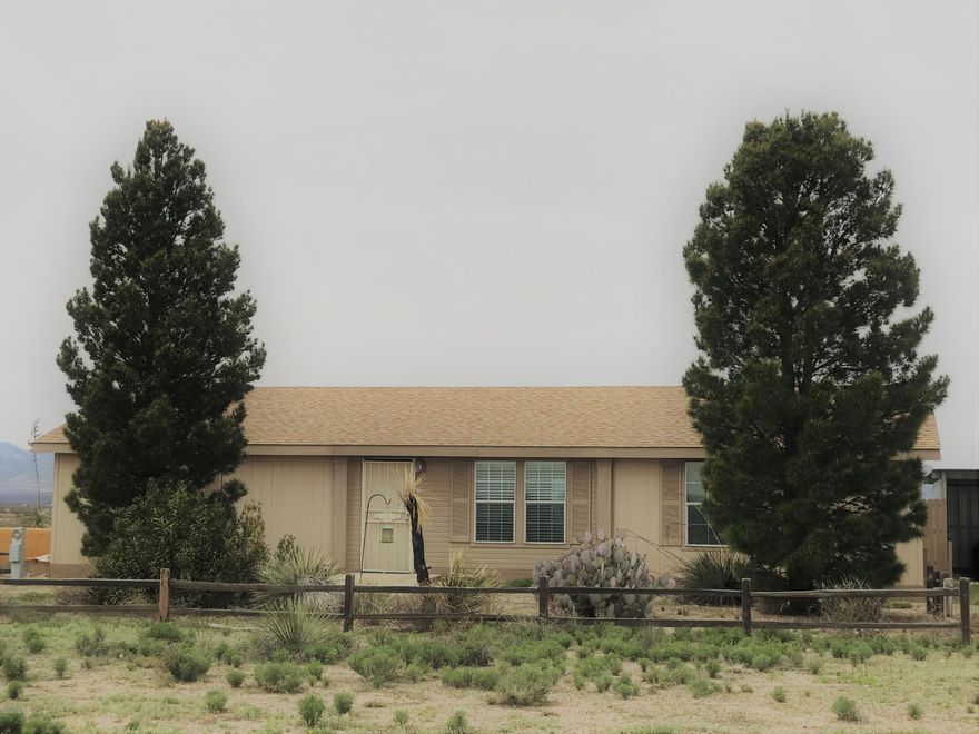 Wide open spaces in the heart of the Sulphur Springs Valley.  This 2007 ,3 bedroom 2 bath Manufactured Home is now completely off the grid but yet has power and it just needs to have a meter installed. Start your own little homestead on this great little piece of ground. Seller has just installed a new 30 gallon water heater