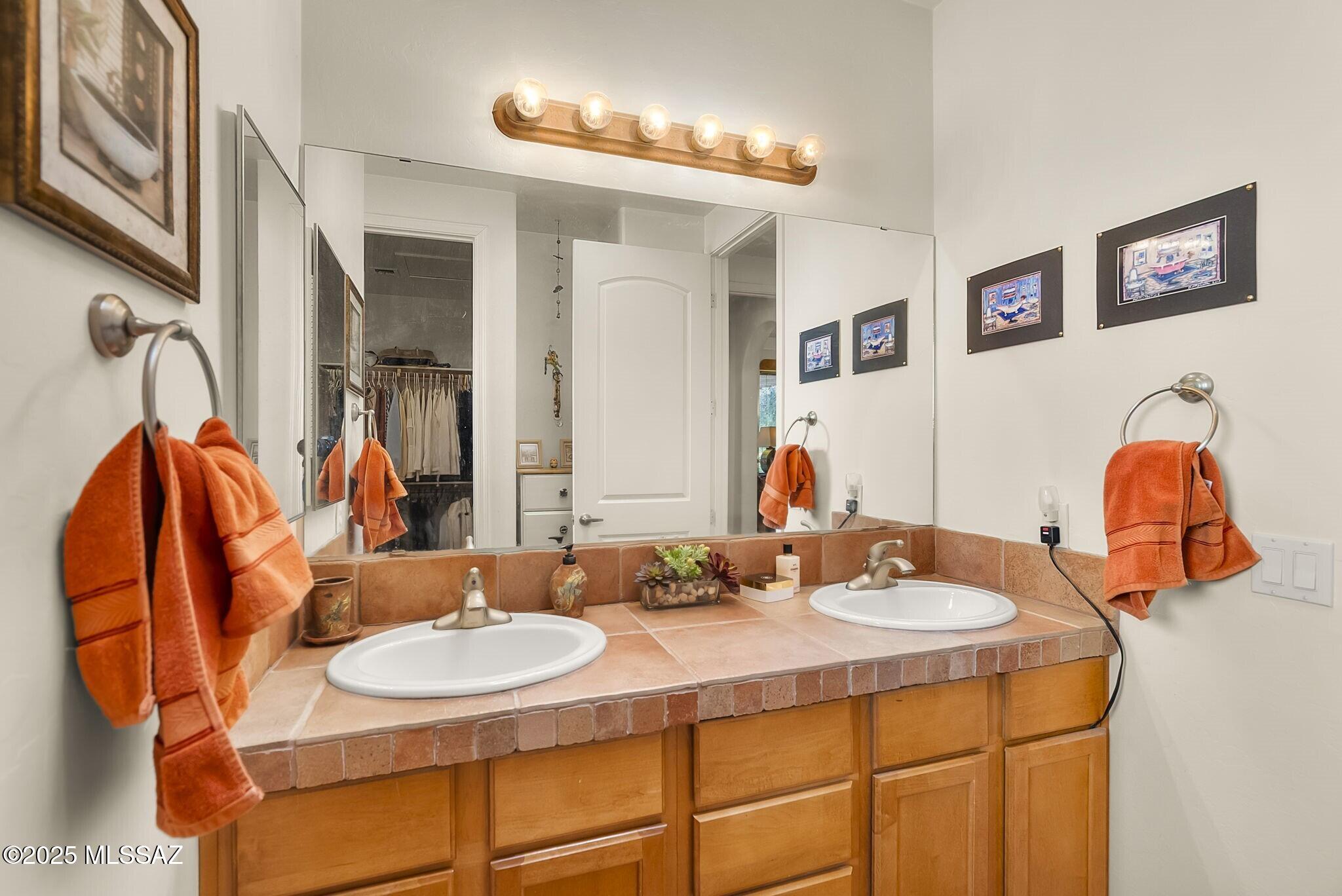 Barrio San Miguel Patio Homes - Residential