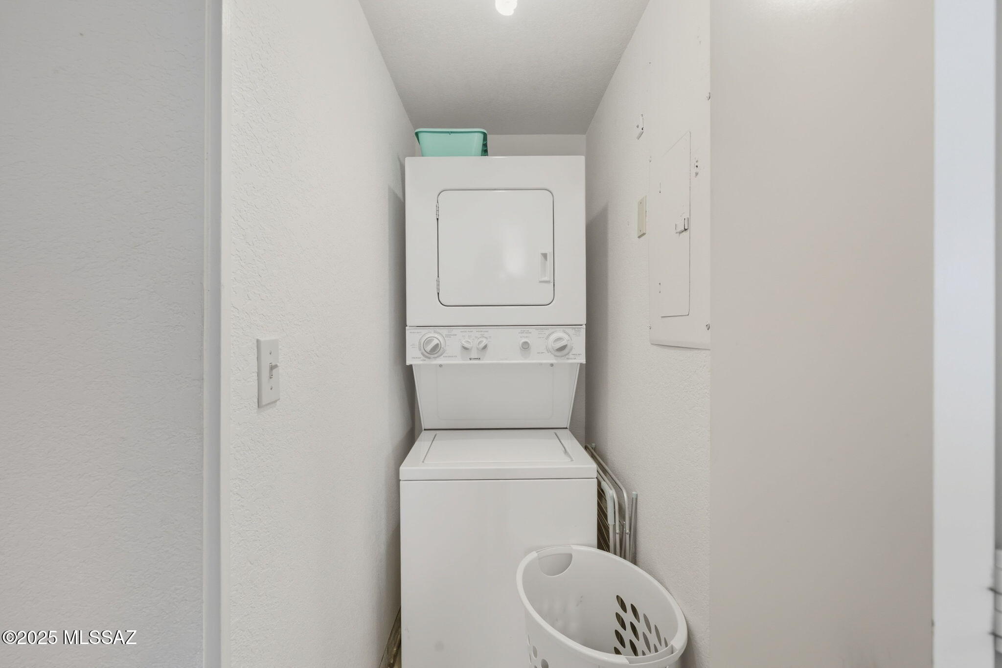 Summertree Condominiums (1-224) - Residential