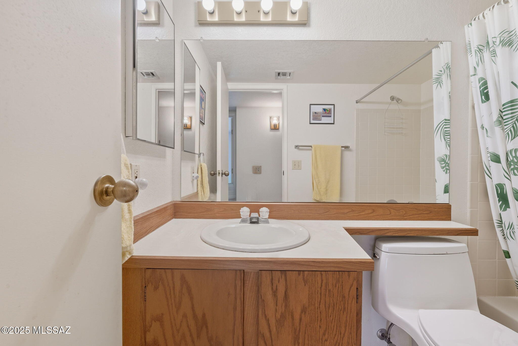 Summertree Condominiums (1-224) - Residential