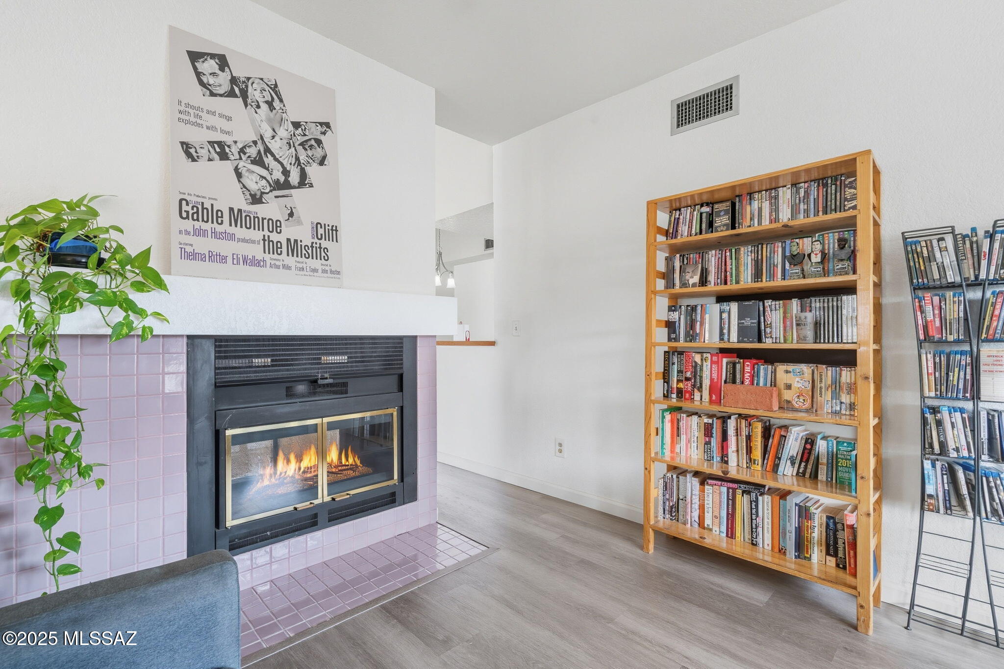 Summertree Condominiums (1-224) - Residential