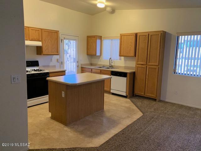Sierra De Oro (1-18) - Residential Lease