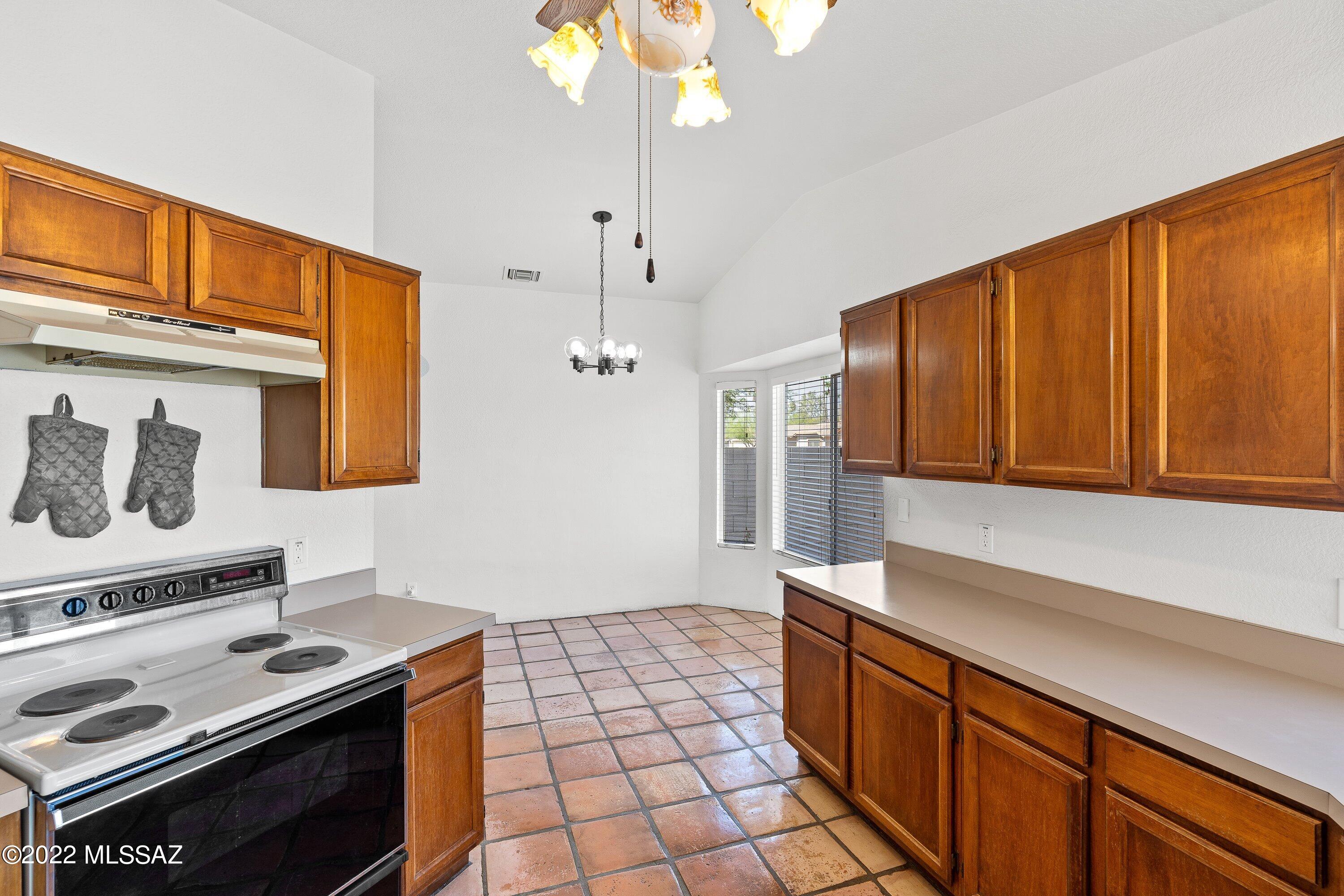 Meadowbrook (57-114) - Residential