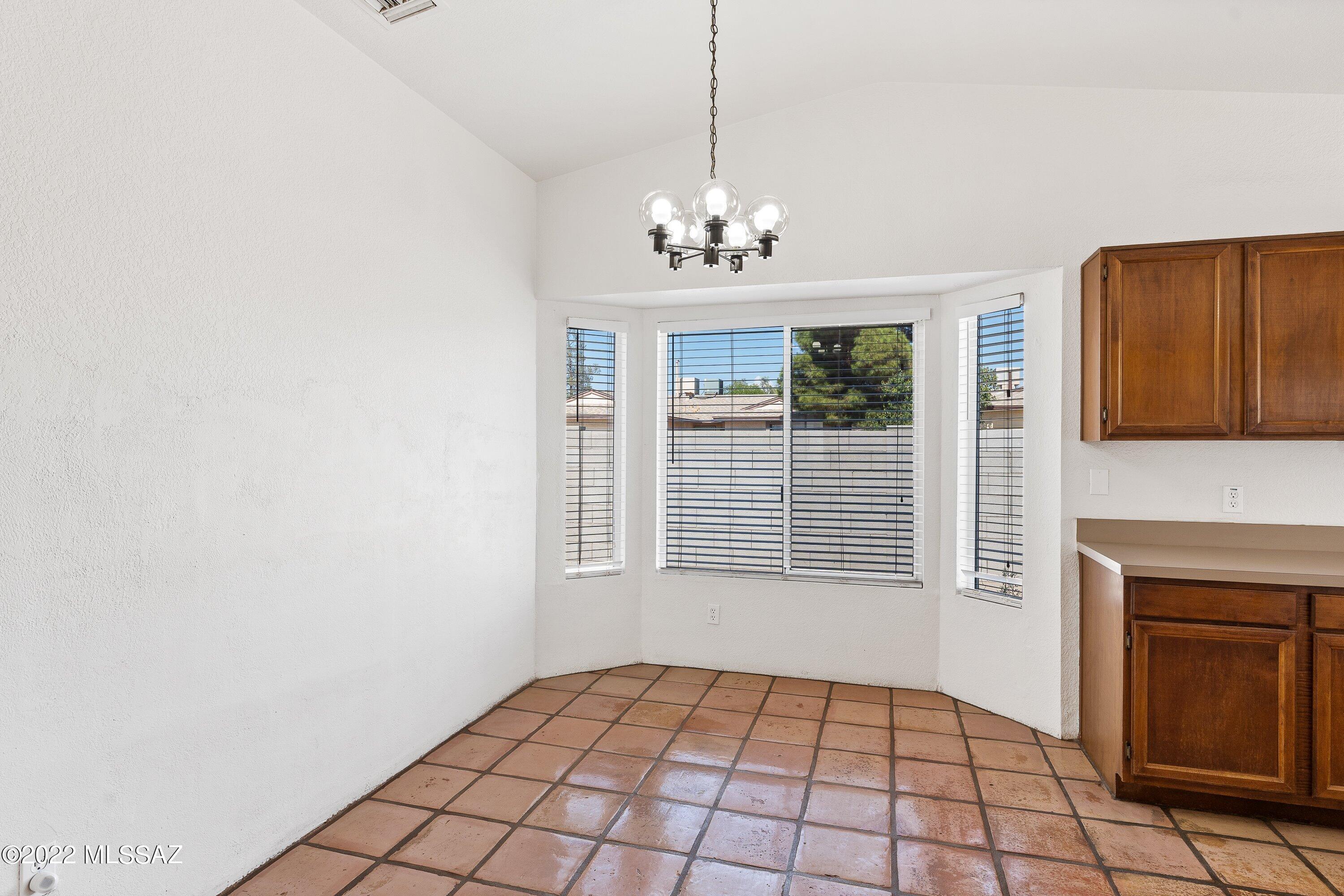 Meadowbrook (57-114) - Residential