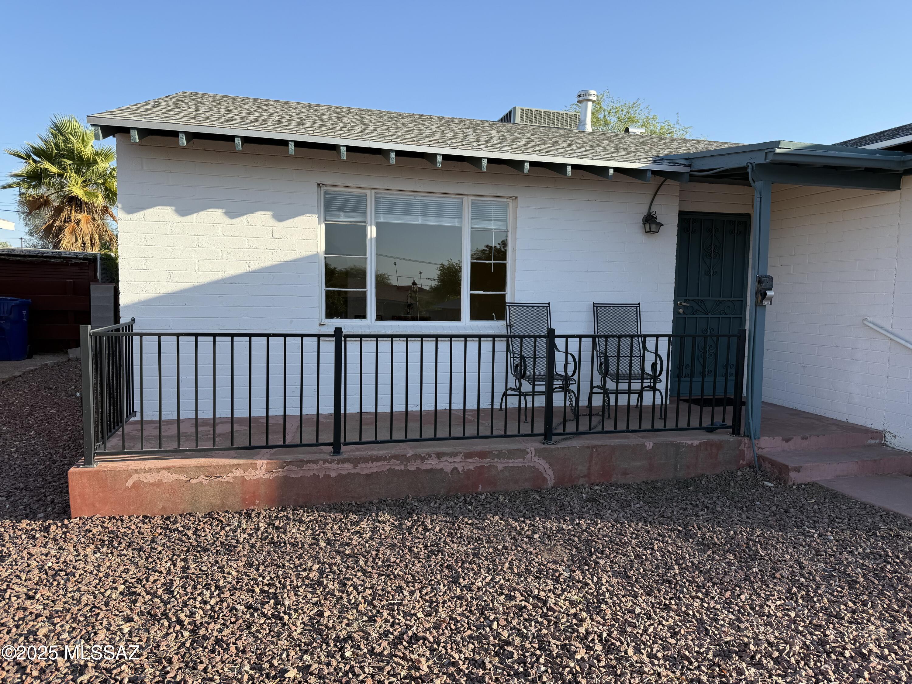 1412 E Silver Street