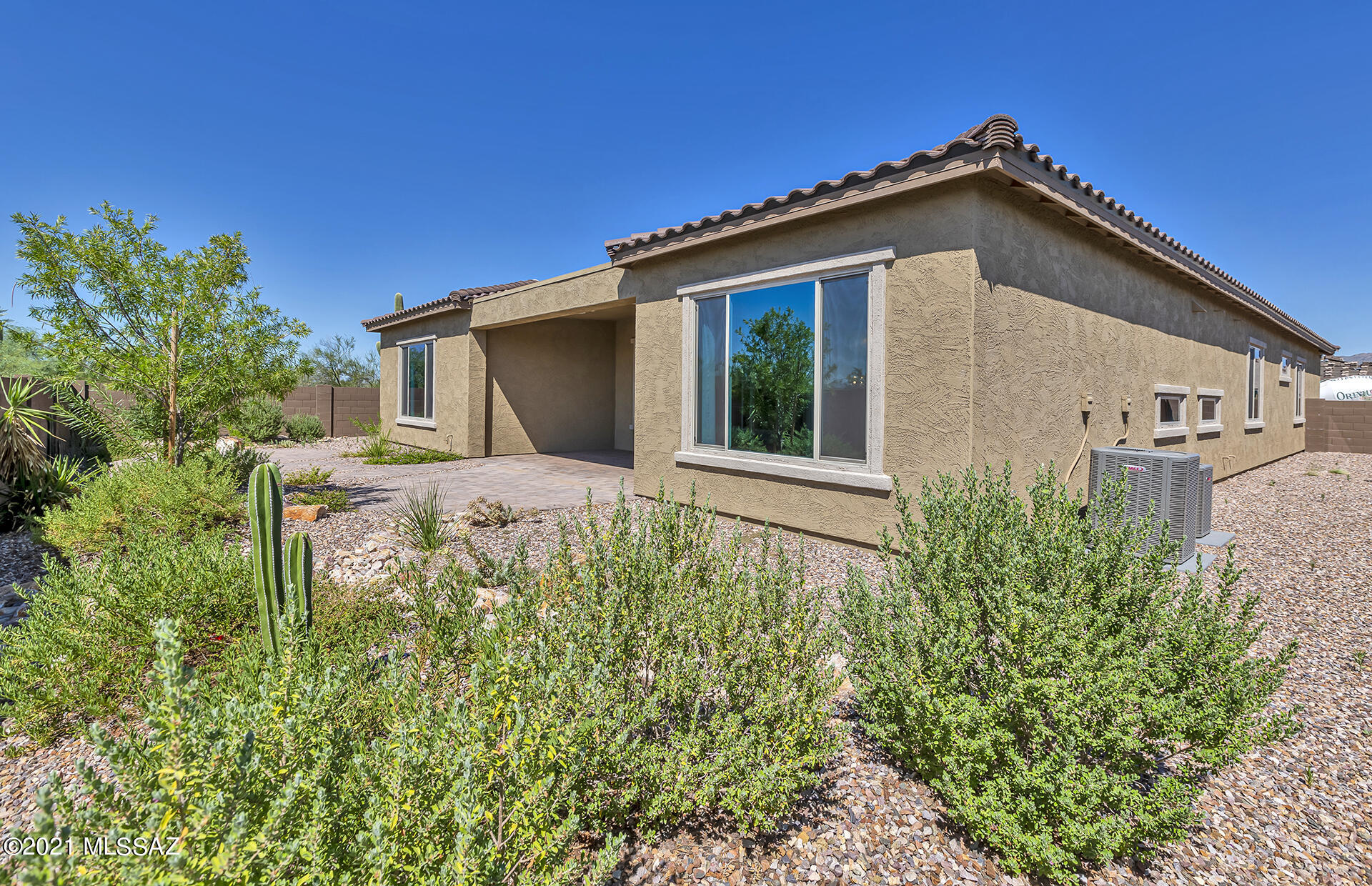 Saguaros Viejos West - Residential