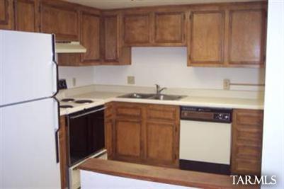 Las Casas Bellas Condo(54-112),(Bk1) - Residential Lease