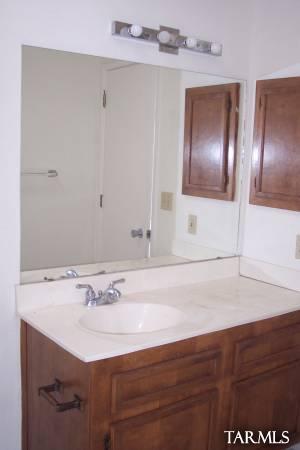 Las Casas Bellas Condo(54-112),(Bk1) - Residential Lease