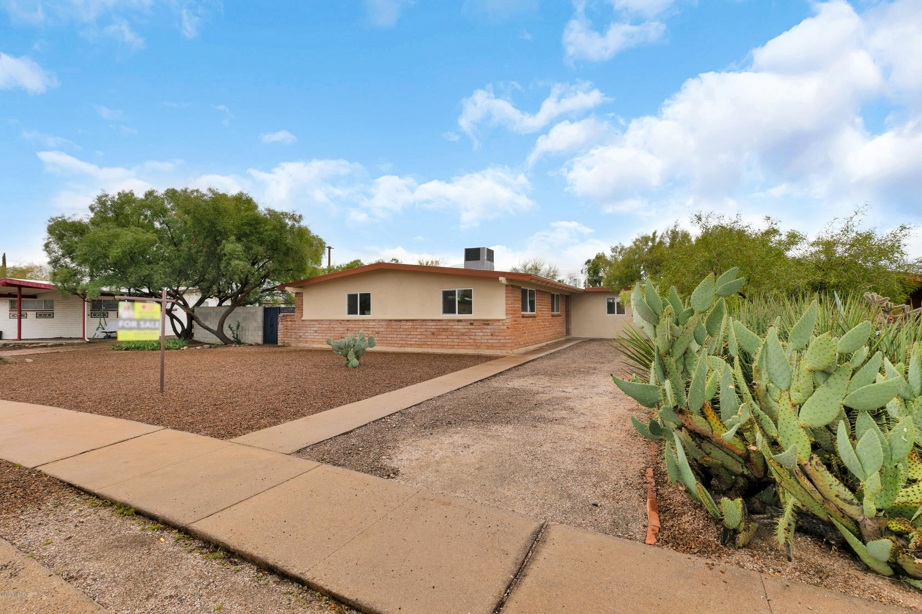 Kingston Knolls Terrace - Residential